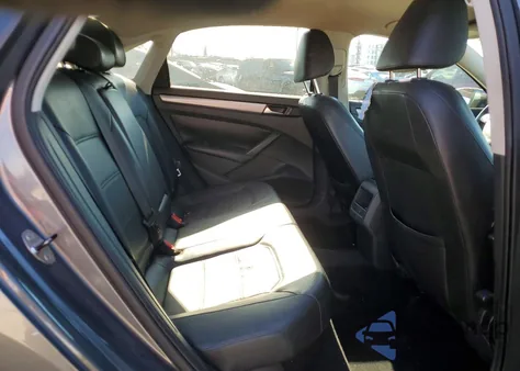 2014 Volkswagen Passat S from USA, damaged, VIN 1VWAP7A36EC008026